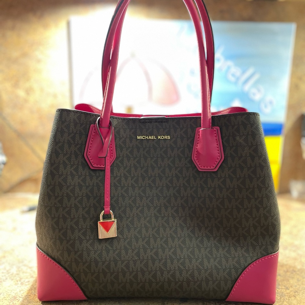 Michael Kors Medium purse